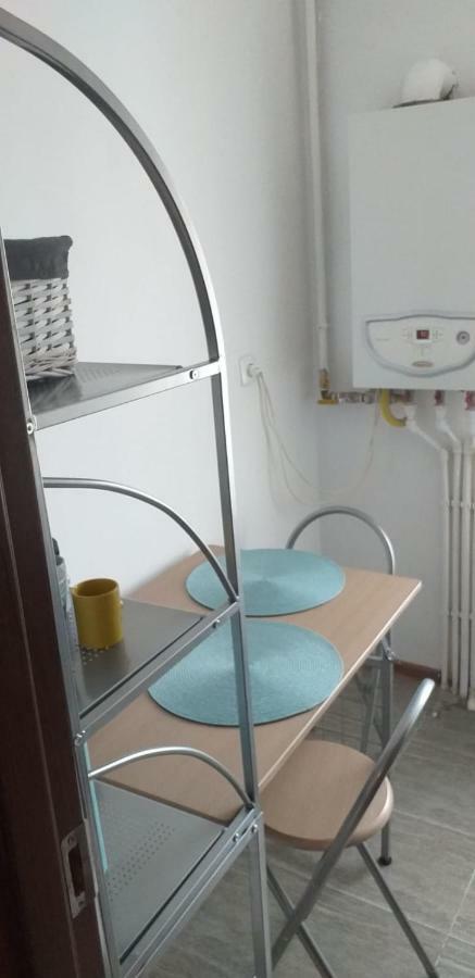 Magic Studio Hunedoara Appartement Buitenkant foto